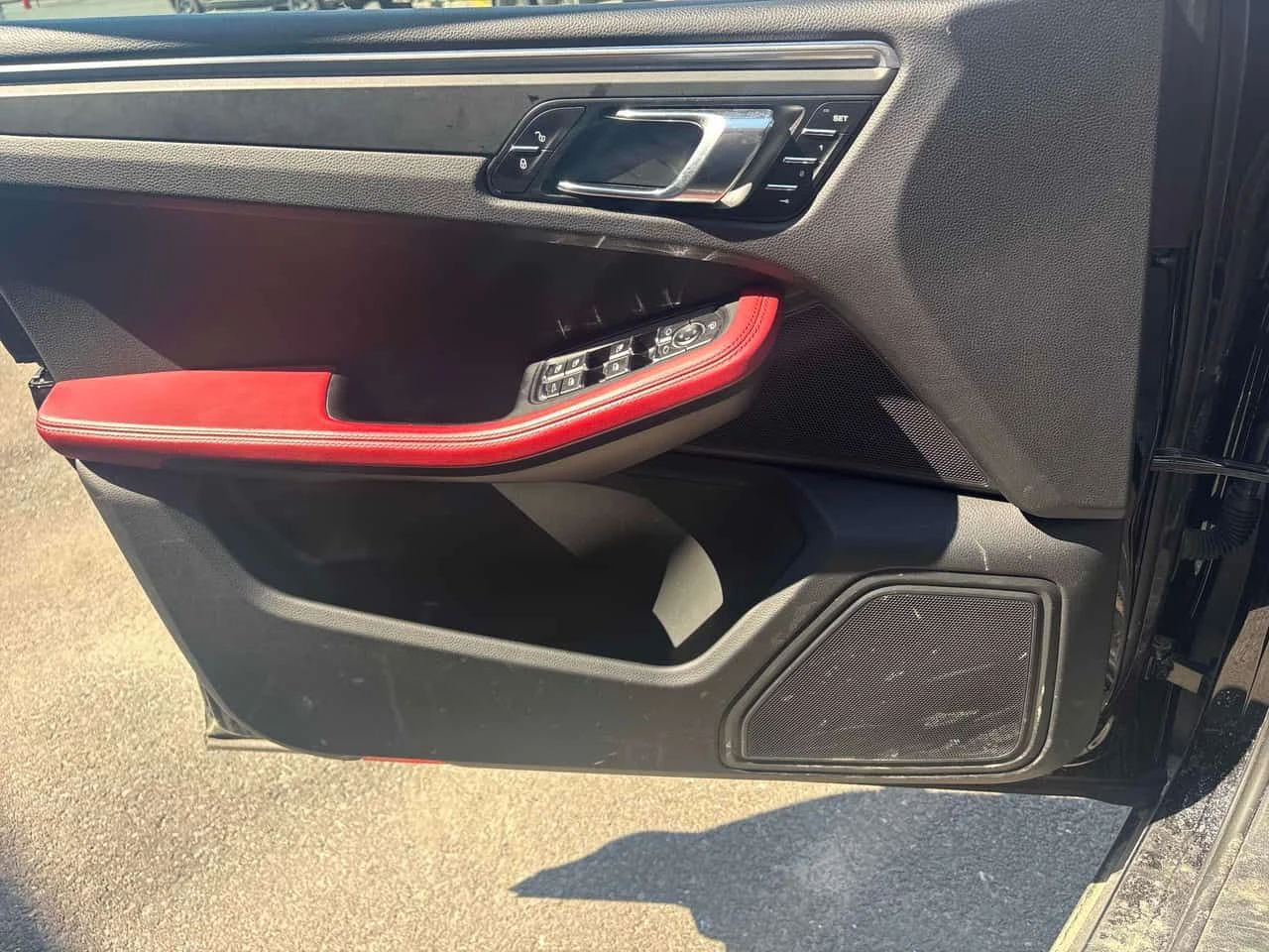 Porsche Macan KEYLESS * ПОДГРЕВ * ПАНОРАМА * ПАМЕТ * 2 КЛЮЧА, снимка 13 - Автомобили и джипове - 54254738