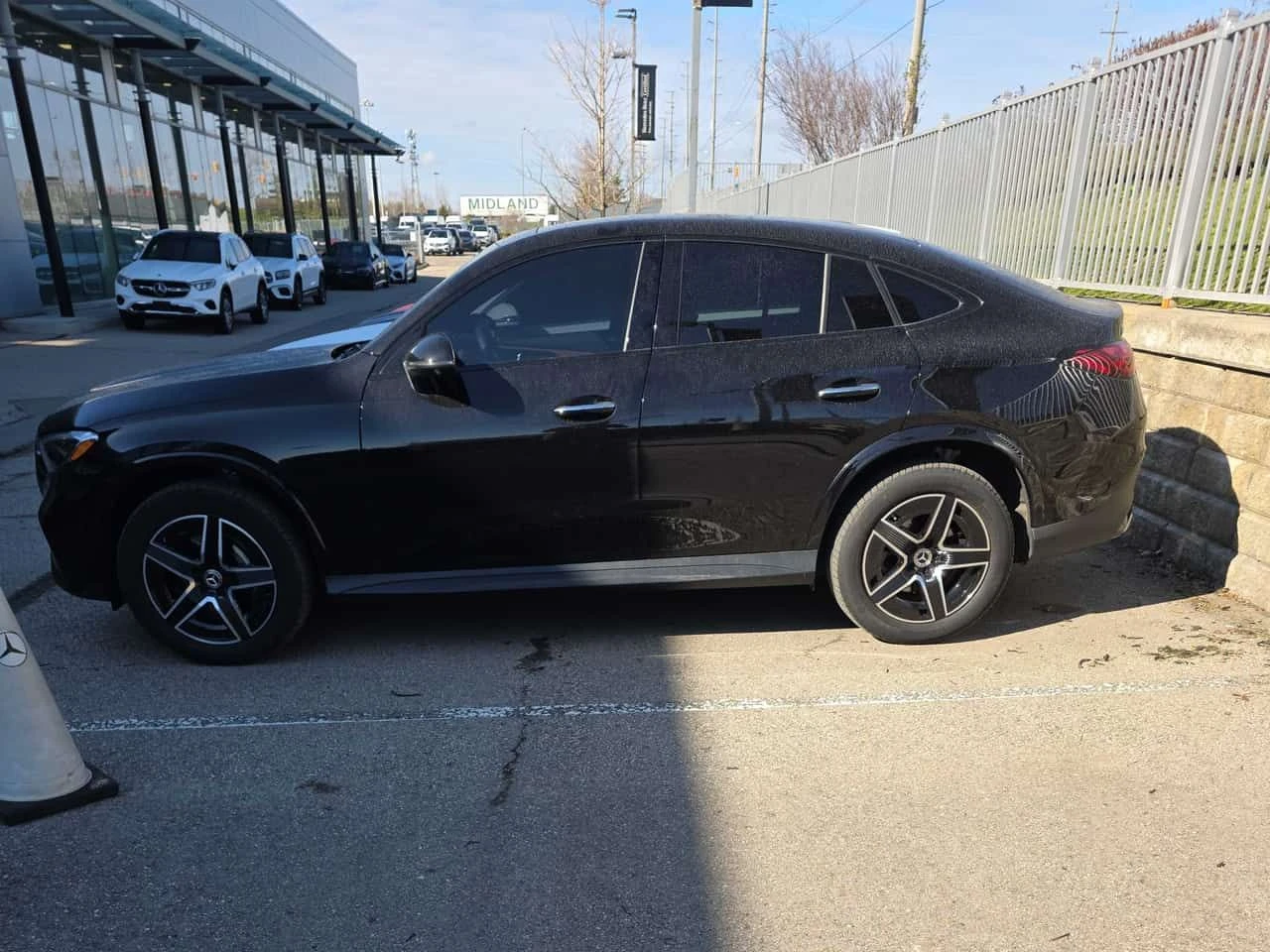 Mercedes-Benz GLC 300 COUPE AMG/ПАНОРАМА/360/ОТ MERCEDES, снимка 3 - Автомобили и джипове - 54461036