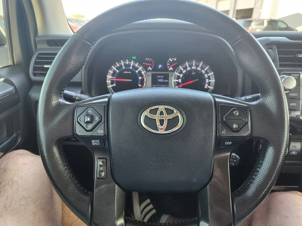 Toyota 4runner TRD Pro 4WD/KEYLESS/NAVI/LANE ASSIST, снимка 16 - Автомобили и джипове - 54513449