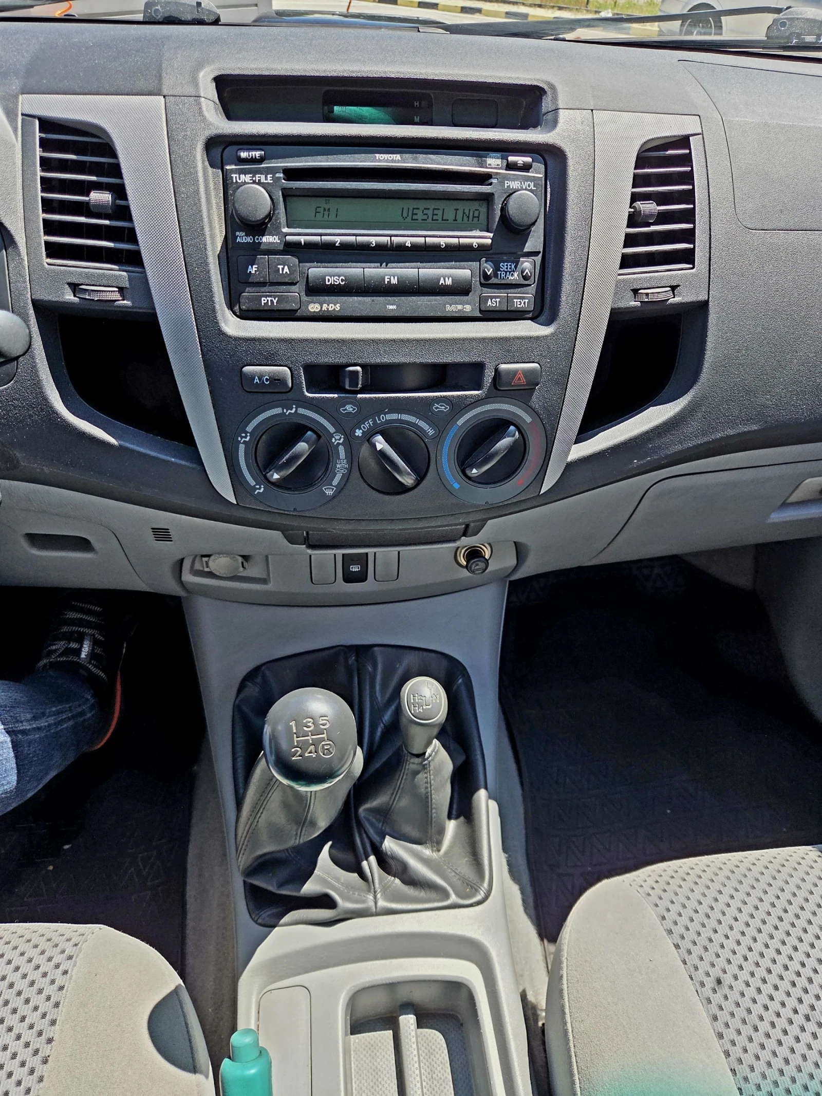 Toyota Hilux 2.5 | Mobile.bg � ����������� 10