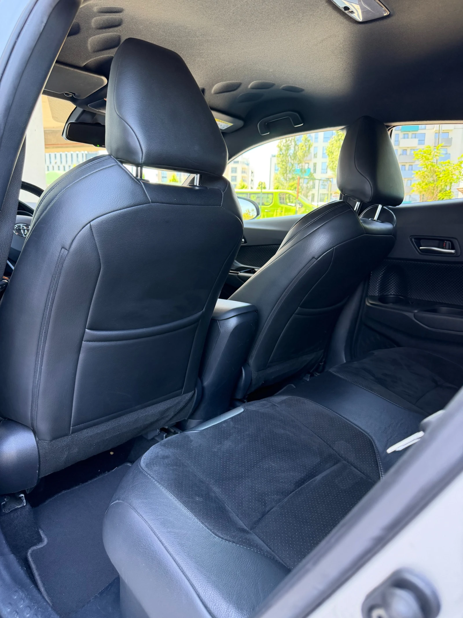 Toyota C-HR 2.0 Hybrid Classy Facelift в Гаранция, снимка 6 - Автомобили и джипове - 54713509