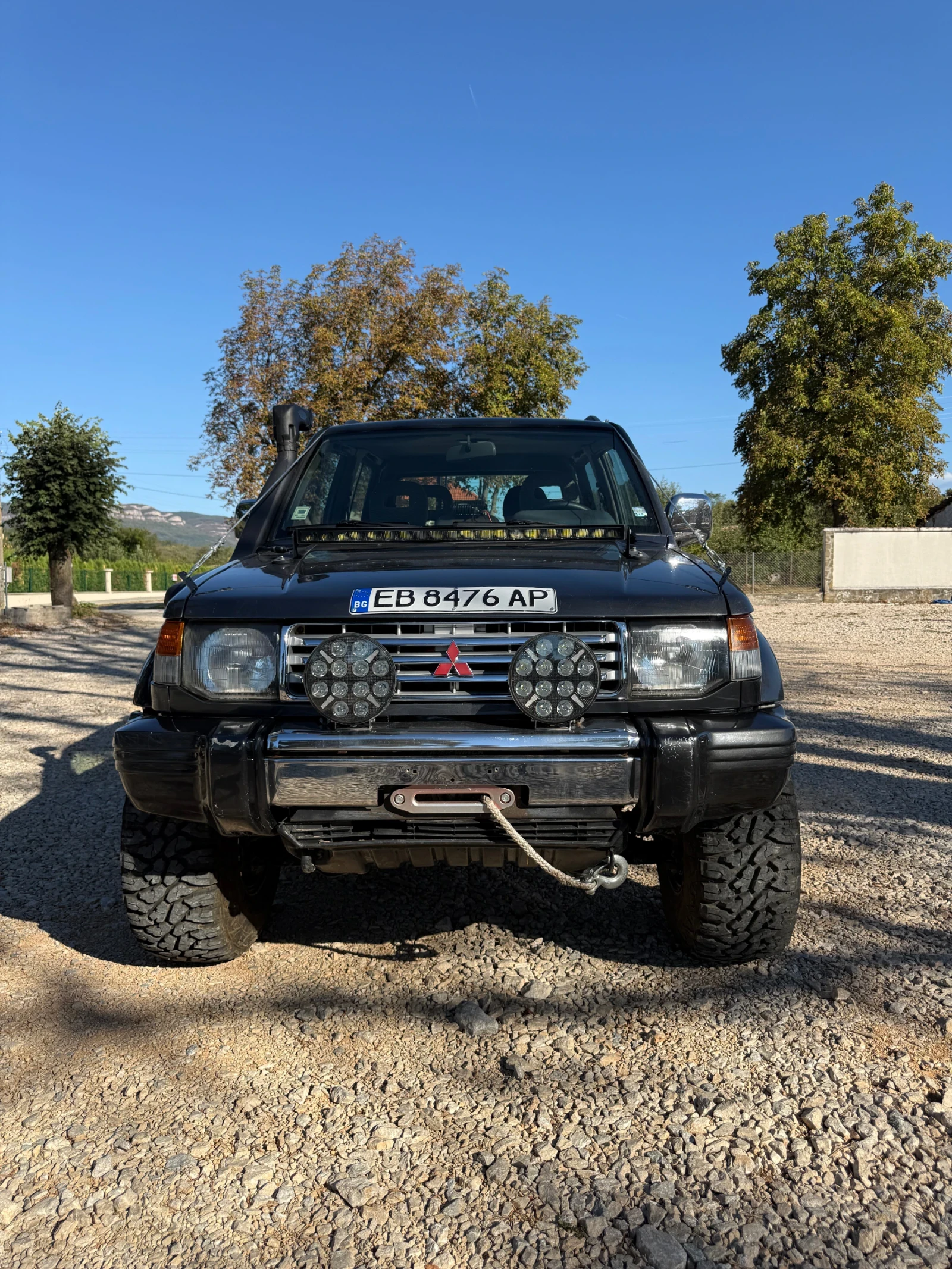 Mitsubishi Pajero GLS, снимка 2 - Автомобили и джипове - 56132234