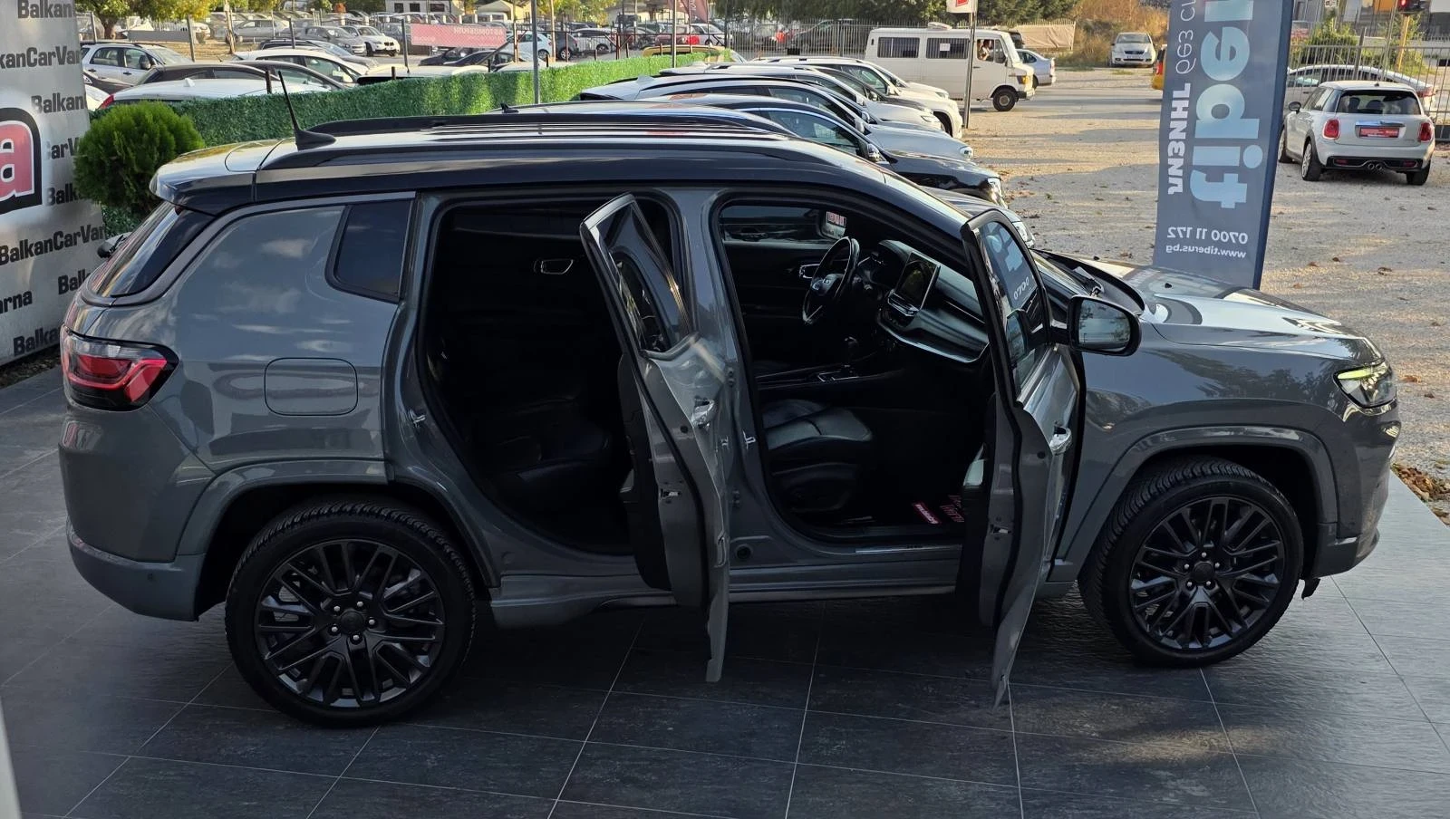 Jeep Compass 4xe Plug-ln Hybrid 4x4 240к.с., снимка 6 - Автомобили и джипове - 56169303