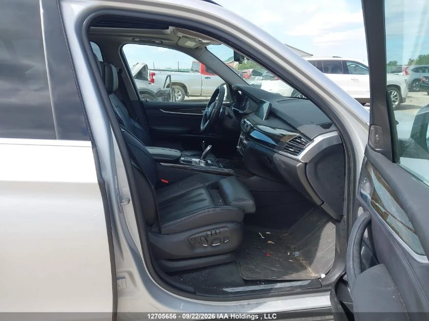 BMW X5 XDRIVE35I - M PKG - ОБДУХ - ПОДГРЕВИ - HARMAN, снимка 7 - Автомобили и джипове - 56223158