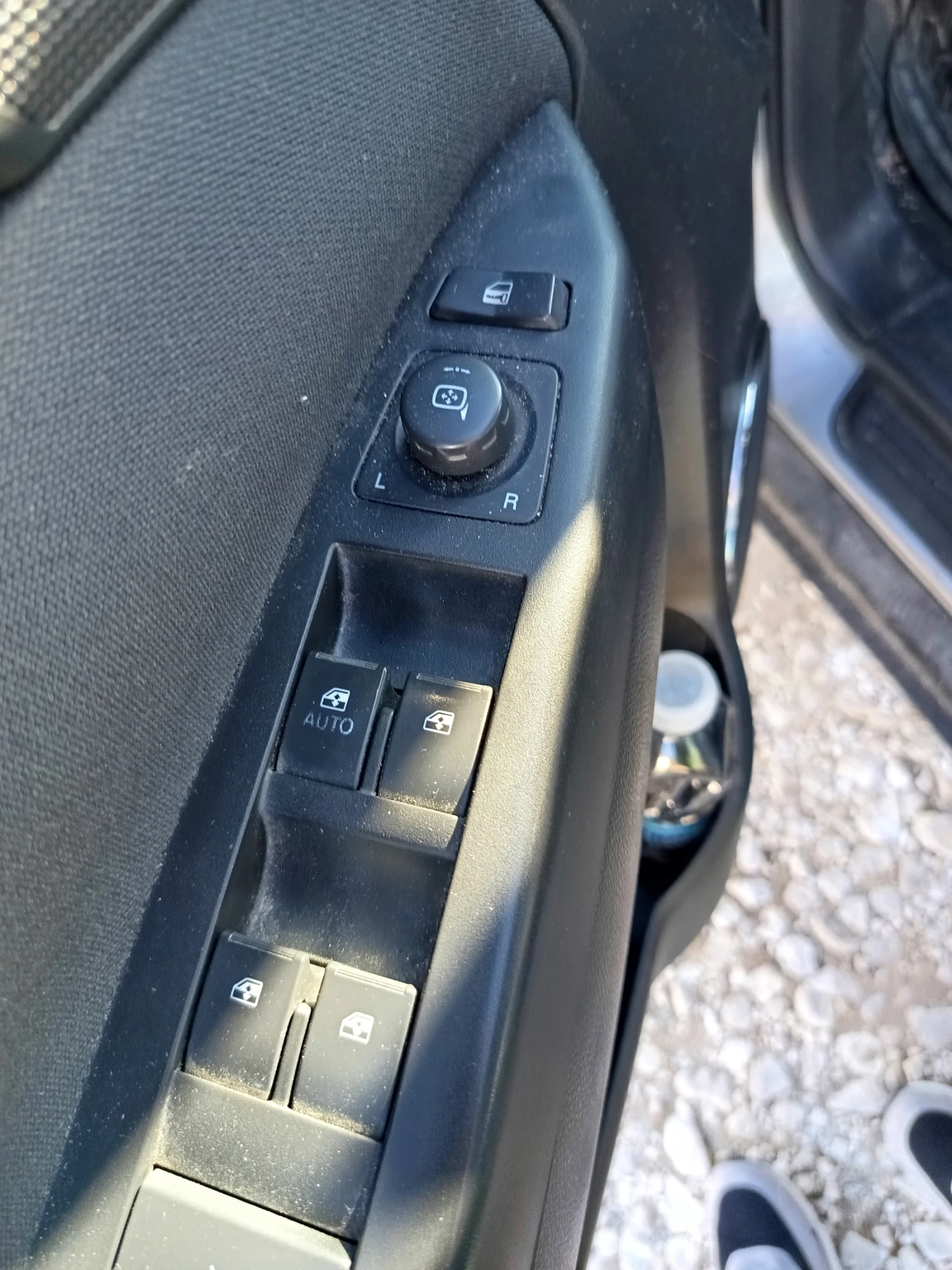 Opel Antara, снимка 7 - Автомобили и джипове - 56460137