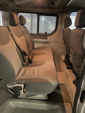 Opel Vivaro 2.0 CTDI/Перфектен, снимка 14