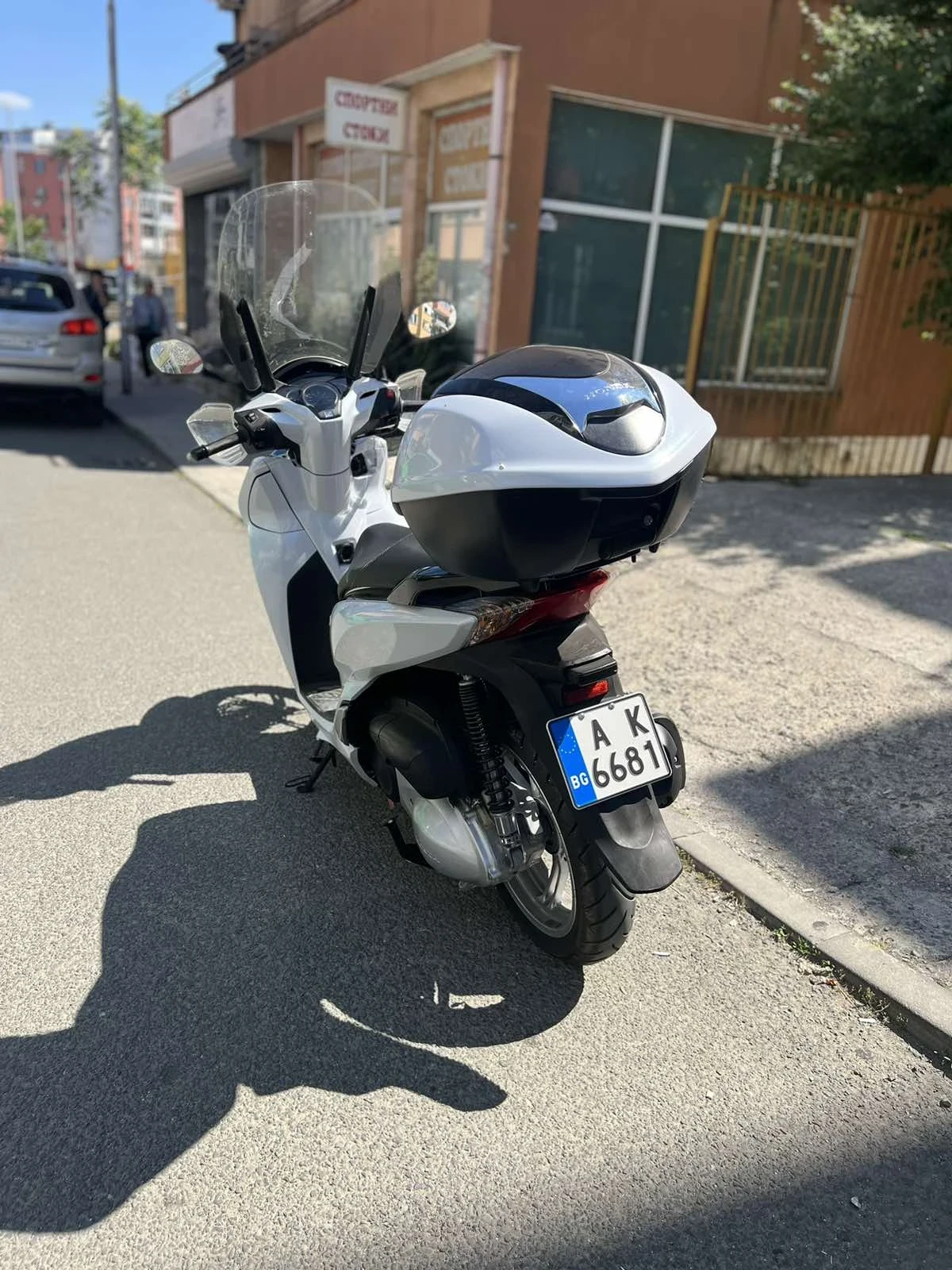 Honda Sh, снимка 3 - Мотоциклети и мототехника - 53987409