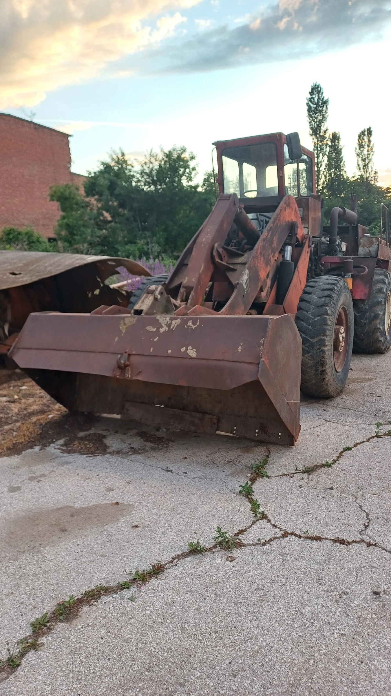 Телескопичен товарач Друга марка КСС-100, снимка 1