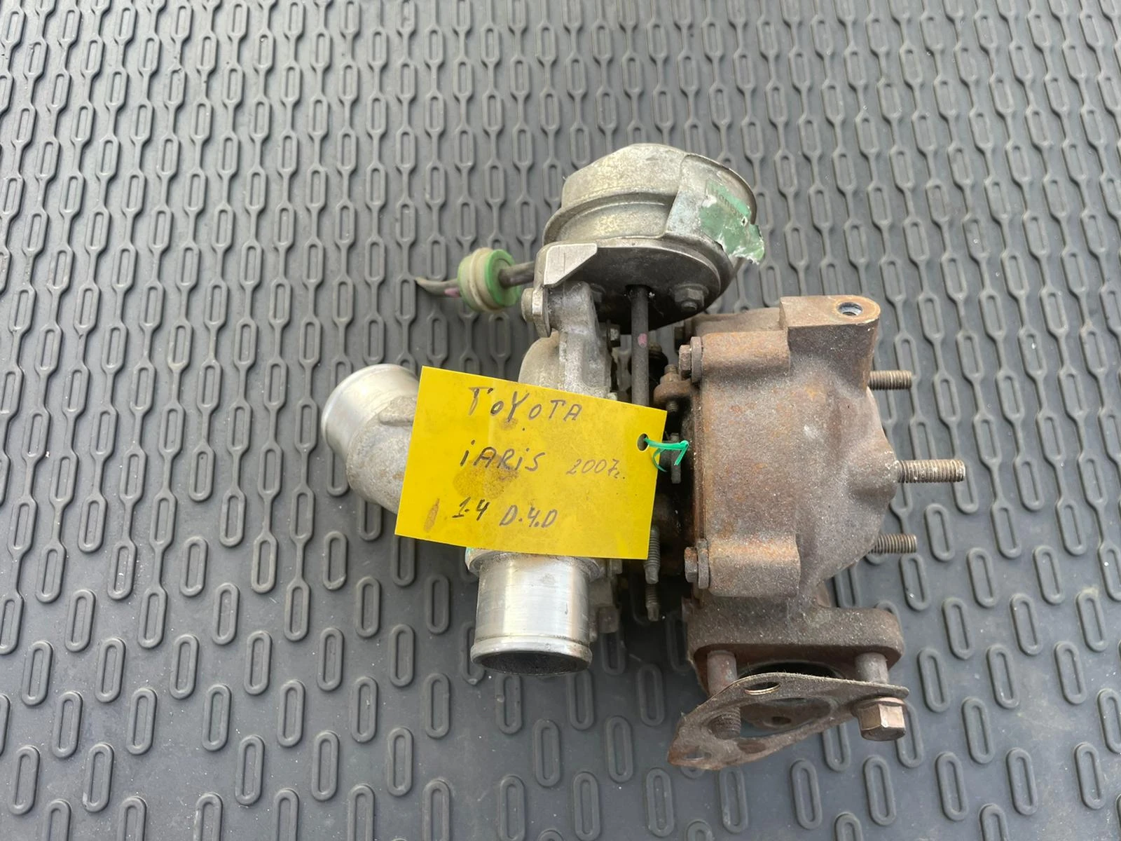  Toyota Yaris 1.4 Diesel 2007 | Mobile.bg   1