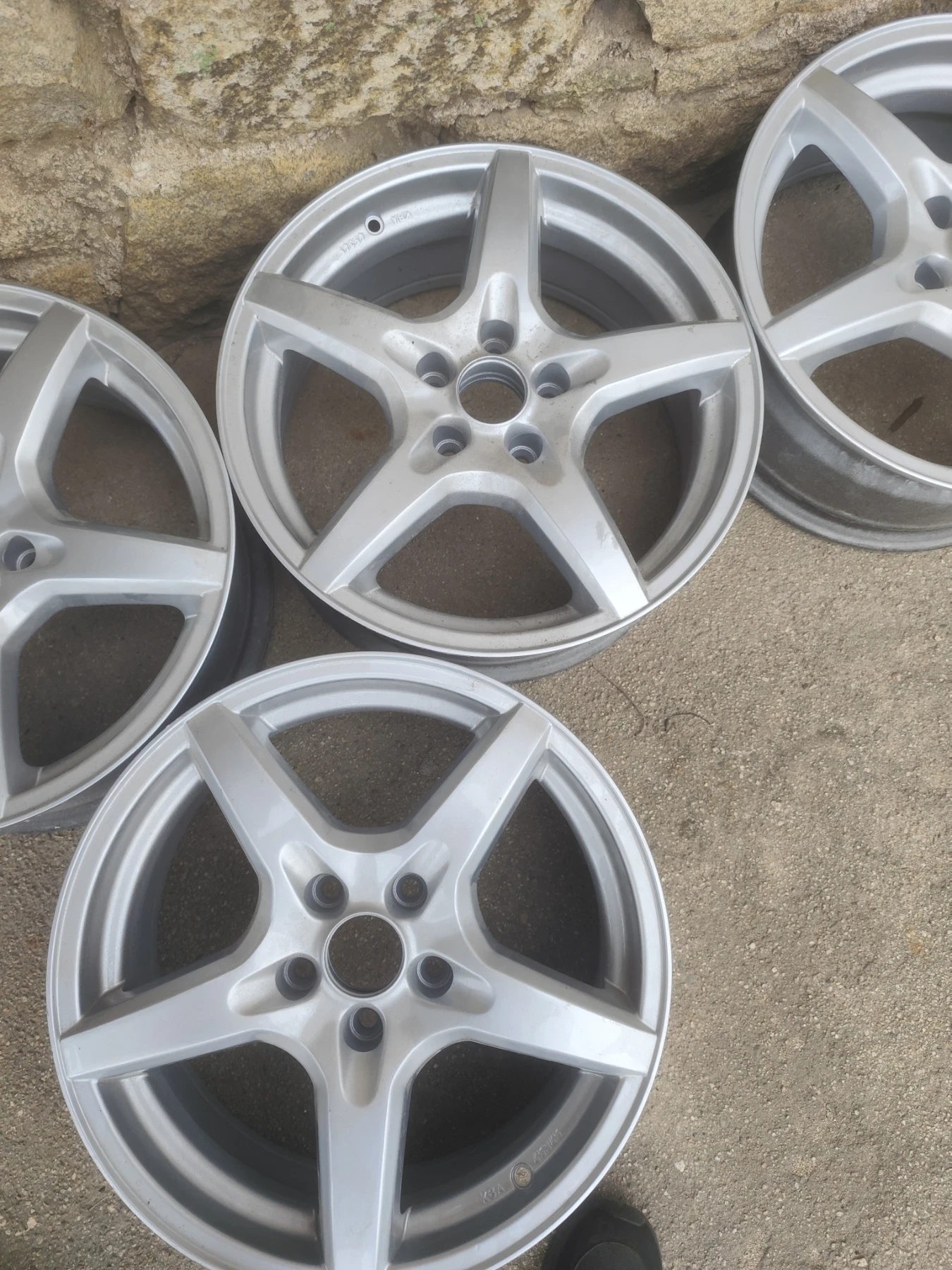 Джанти, снимка 2 - Гуми и джанти - 54239933