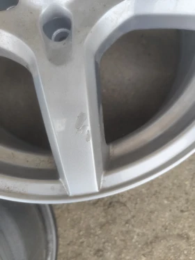 ������ | Mobile.bg � ����� ������ 4