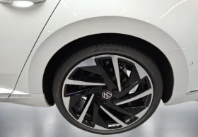 VW Arteon Shooting Brake 2.0 TDI 4Motion = R-Line = Гаранция, снимка 6