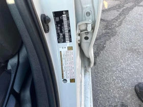 Toyota Corolla * Hybrid * CARFAX * ПАНО * KEYLESS * ПОДГРЕВИ, снимка 10