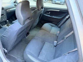 Volvo V40, снимка 10
