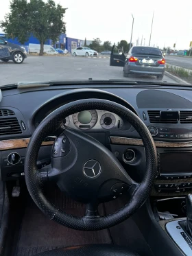 Mercedes-Benz E 320, снимка 6