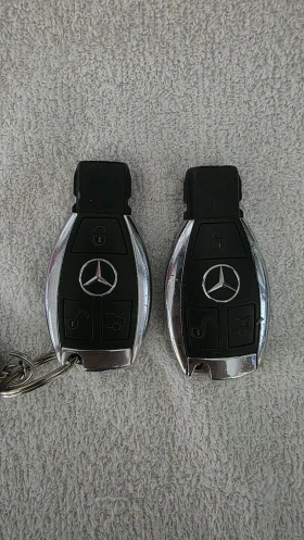 Mercedes-Benz E 320, снимка 17