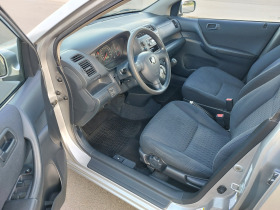 Honda Civic 1.6i Automat, снимка 9 - Автомобили и джипове - 45018350