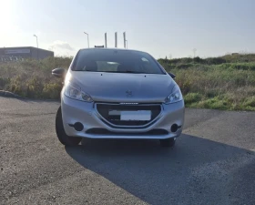 Peugeot 208 51000км, снимка 8