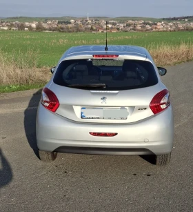 Peugeot 208 51000км, снимка 5