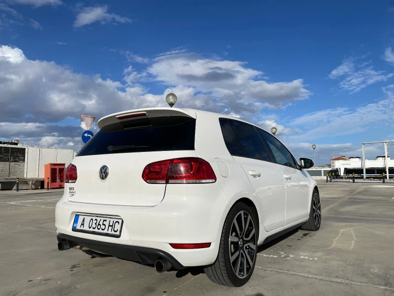 VW Golf GTI, снимка 3 - Автомобили и джипове - 46452900