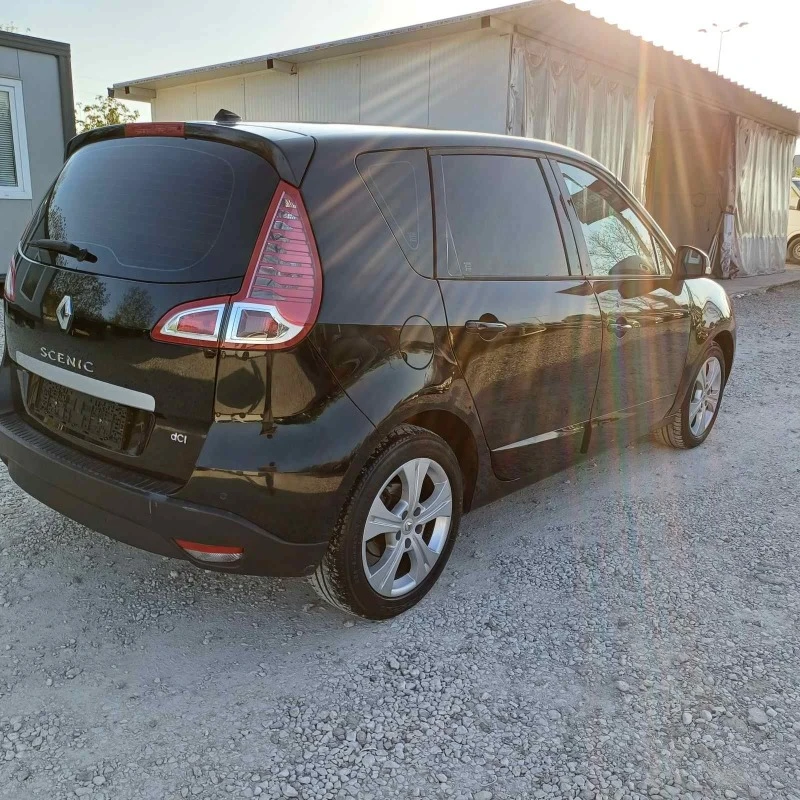 Renault Scenic 1.5dci * 110k.c* Navi* UNIKAT* , снимка 14 - Автомобили и джипове - 45232368