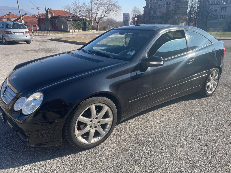 Mercedes-Benz C 200 компресор FaceLift, снимка 2 - Автомобили и джипове - 48783203