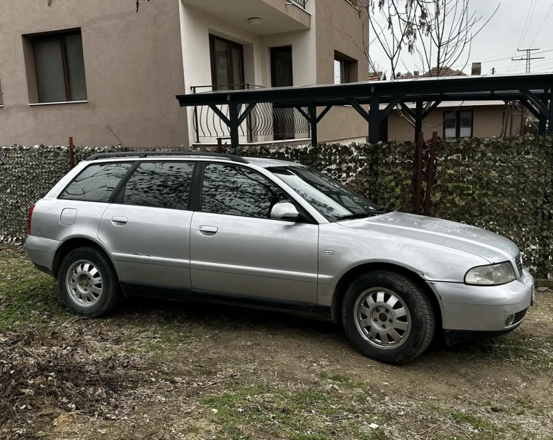 Audi A4, снимка 2 - Автомобили и джипове - 49077484