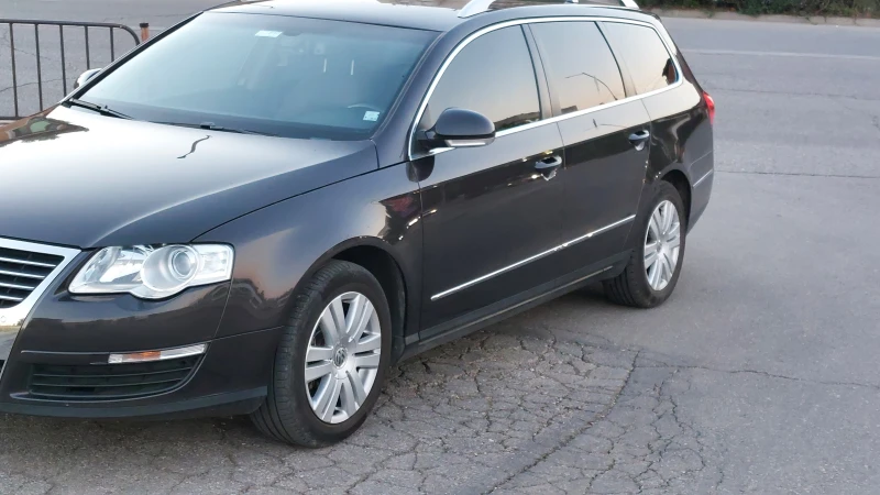 VW Passat, снимка 1 - Автомобили и джипове - 49112877