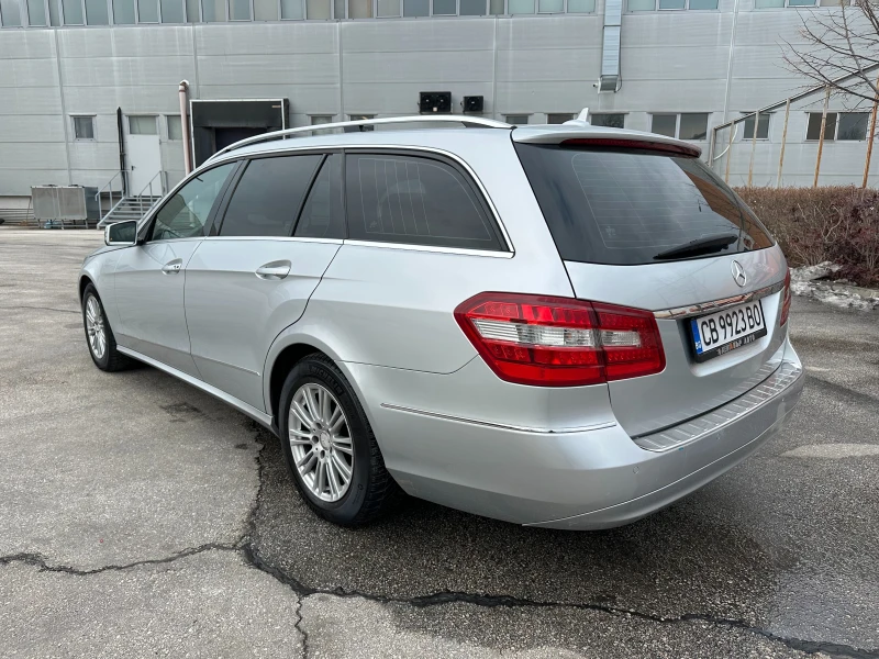Mercedes-Benz E 220 2.2d 170 к.с, снимка 3 - Автомобили и джипове - 49310939