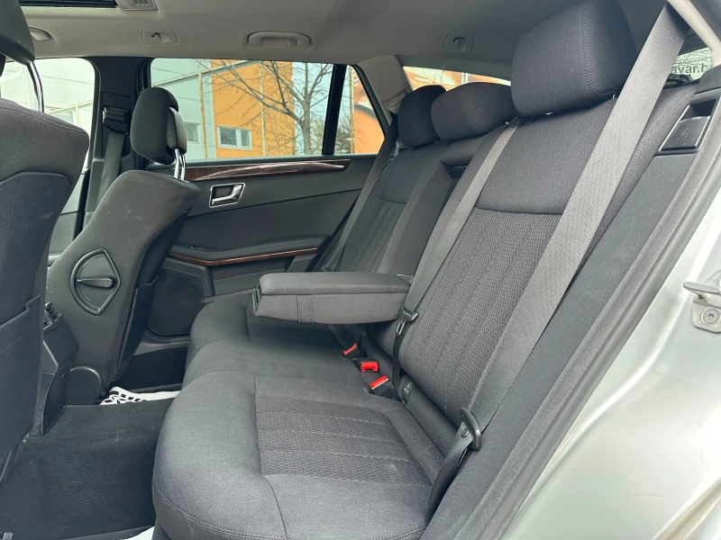 Mercedes-Benz E 220 2.2d 170 к.с, снимка 10 - Автомобили и джипове - 49310939