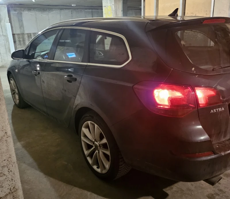 Opel Astra, снимка 3 - Автомобили и джипове - 49354262