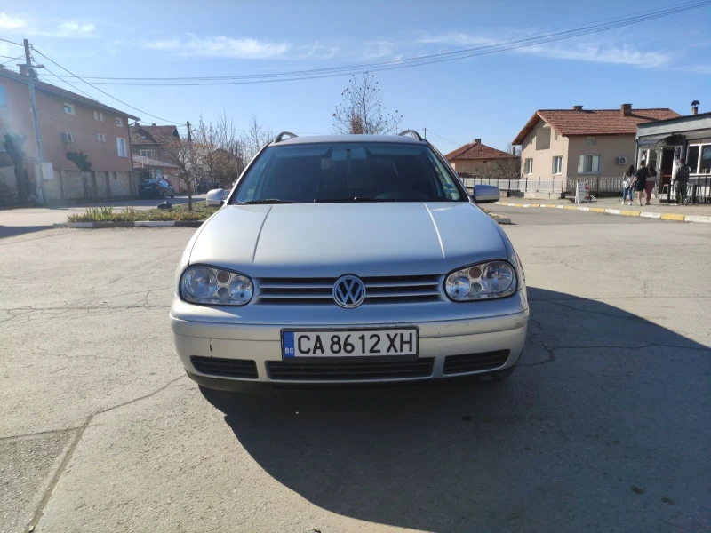 VW Golf 1.6, снимка 1 - Автомобили и джипове - 49422546