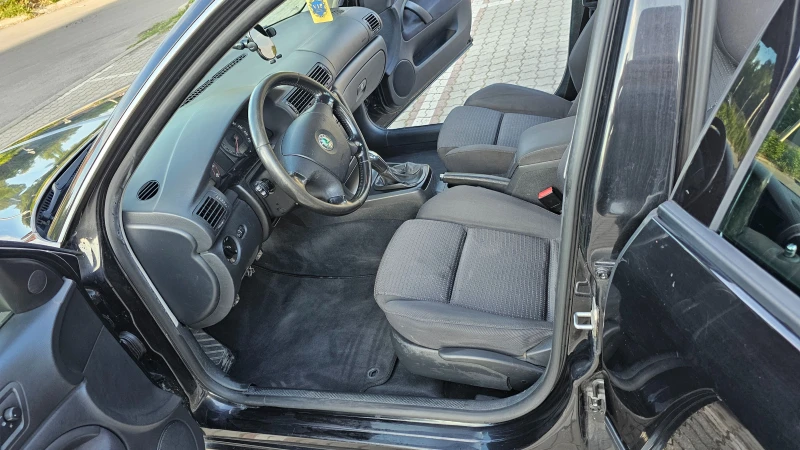 Skoda Superb 1.8T, снимка 4 - Автомобили и джипове - 50367091