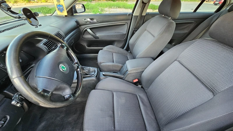 Skoda Superb 1.8T, снимка 17 - Автомобили и джипове - 50367091