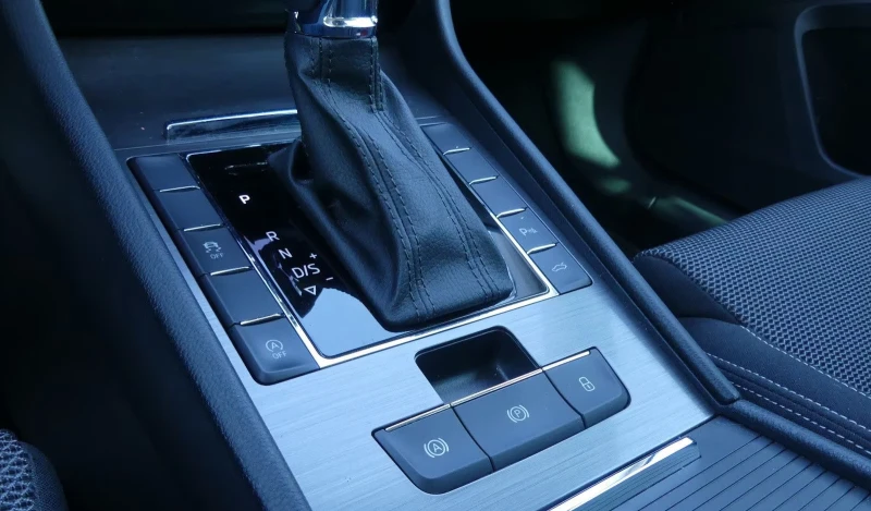 Skoda Superb STYLE/190HP/LED/NAVI/CAM/ACC/DIGITAL/649v, снимка 14 - Автомобили и джипове - 50877339