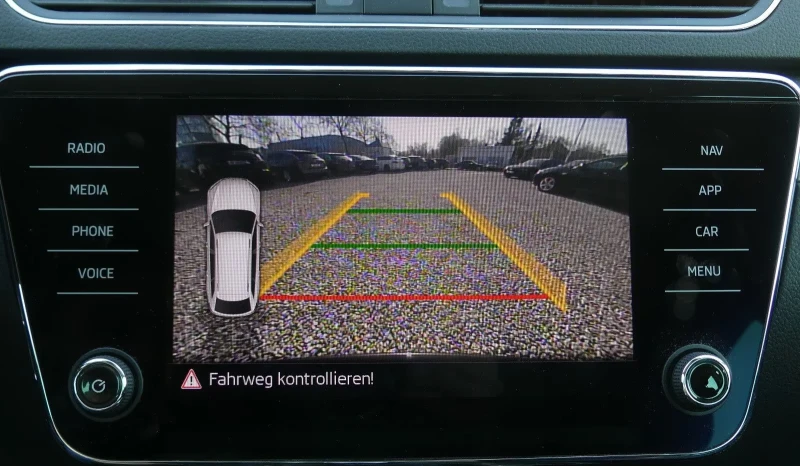 Skoda Superb STYLE/190HP/LED/NAVI/CAM/ACC/DIGITAL/649v, снимка 12 - Автомобили и джипове - 50877339