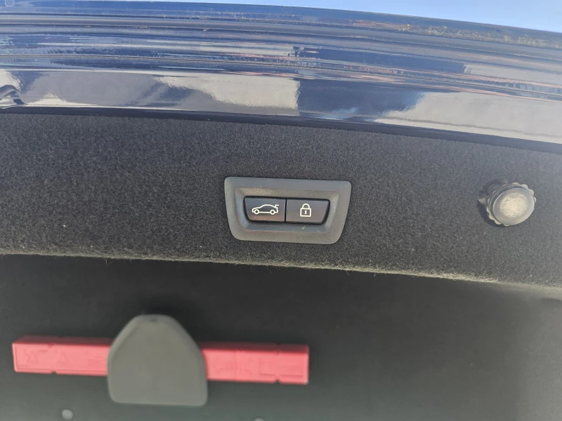 BMW 730 7 3.0 LCI, facelift 4x4, снимка 16 - Автомобили и джипове - 51189756