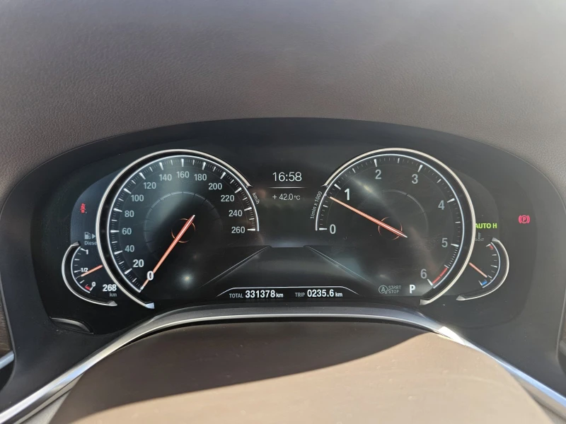 BMW 730 7 3.0 LCI, facelift 4x4, снимка 8 - Автомобили и джипове - 51189756