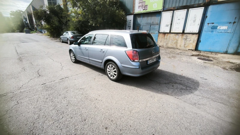 Opel Astra 1.7cdti, снимка 7 - Автомобили и джипове - 52148345