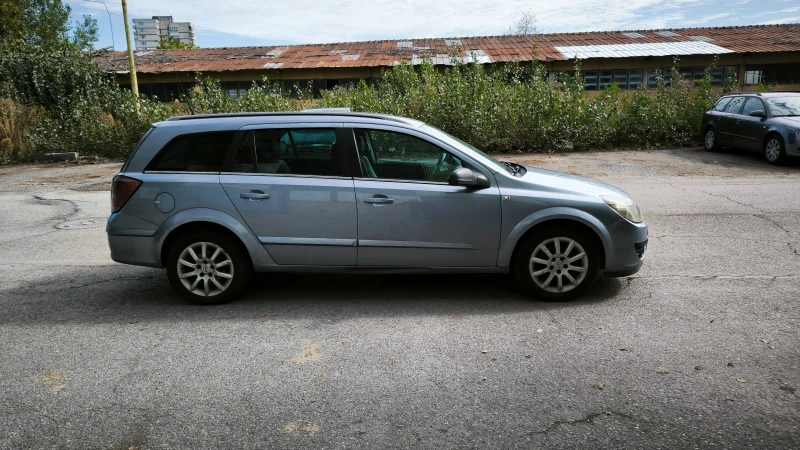 Opel Astra 1.7cdti, снимка 3 - Автомобили и джипове - 52148345