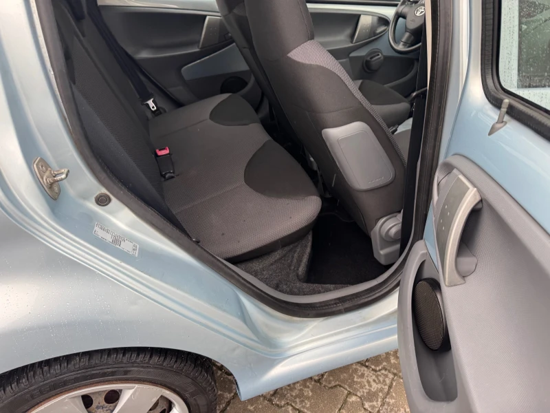 Toyota Aygo 1.0i 68ps, клима, ел.пакет, евро 4, може GPL, снимка 12 - Автомобили и джипове - 52454498