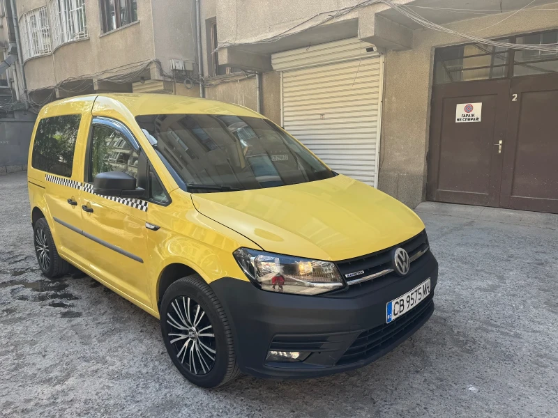 VW Caddy, снимка 5 - Автомобили и джипове - 52461186
