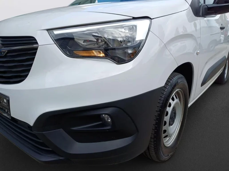 Opel Combo eCargo/136HP/CAM/NAVI/LED/CPLAY/ACC/680g, снимка 2 - Автомобили и джипове - 53005827