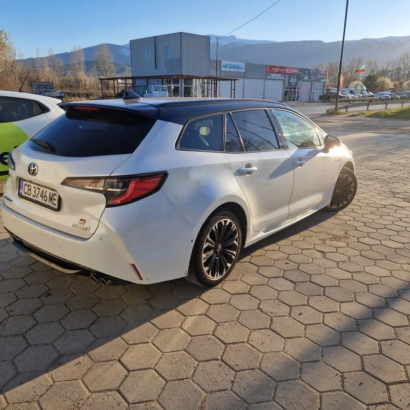 Toyota Corolla Sports 2.0 Hybrid GR Sport, снимка 2 - Автомобили и джипове - 55482669