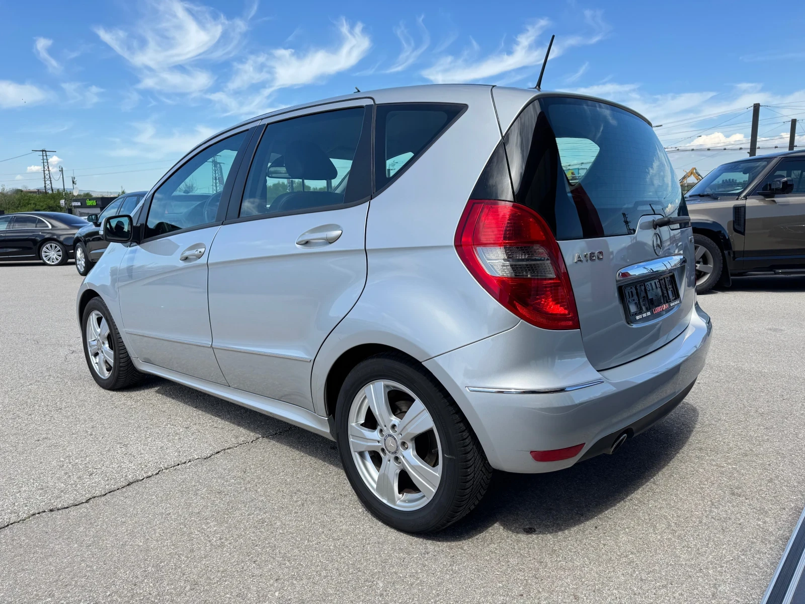 Mercedes-Benz A 160 D-FACELIFT-КОЖА-EURO 5-ТОП СЪСТОЯНИЕ - изображение 4
