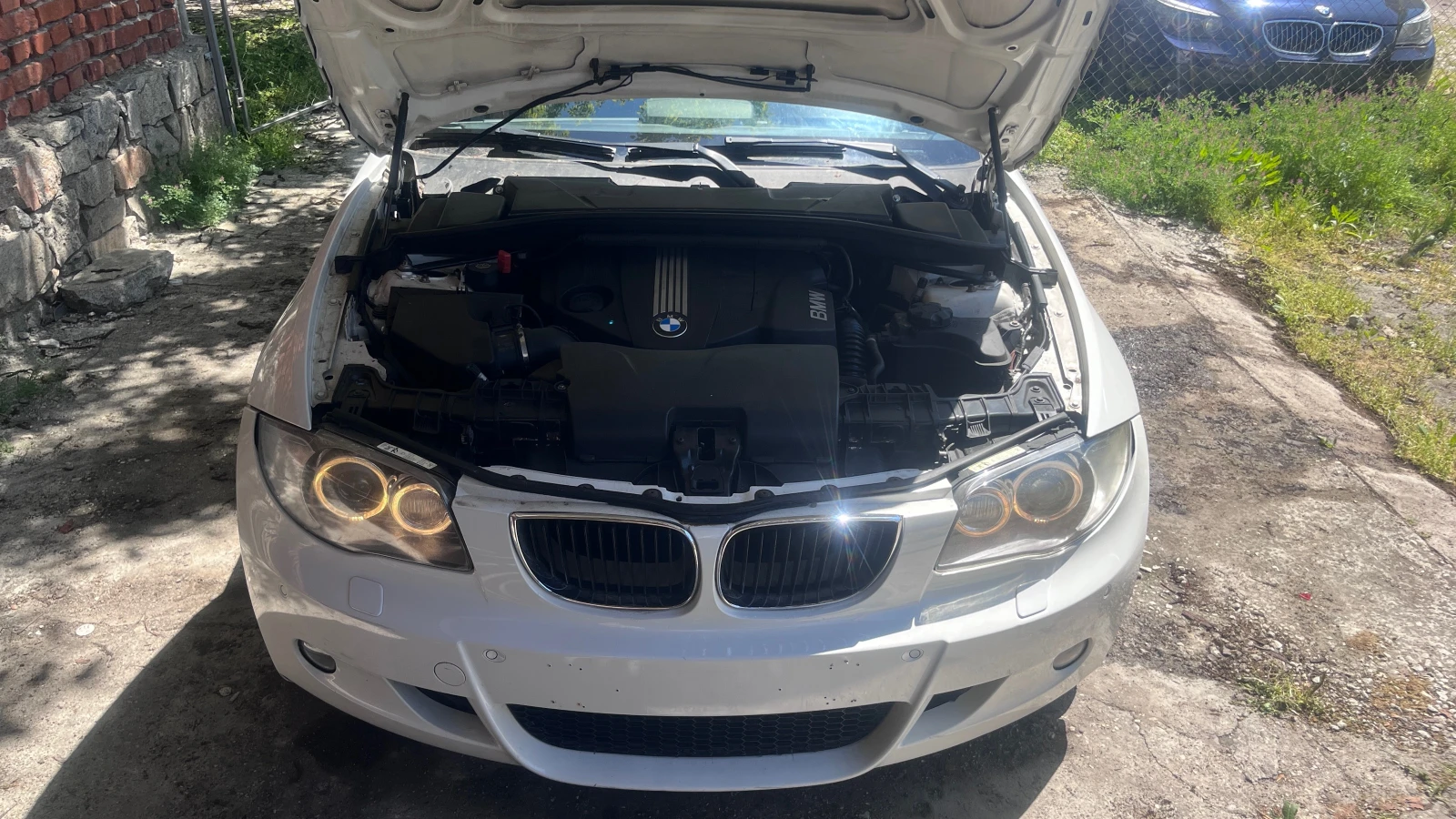 BMW 120 d M Paket Auto Keyless Navi Logic7 - изображение 6