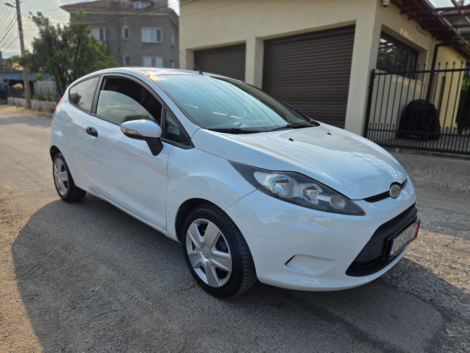 Ford Fiesta VAN 1.4TDCi КЛИМАТИК - изображение 2