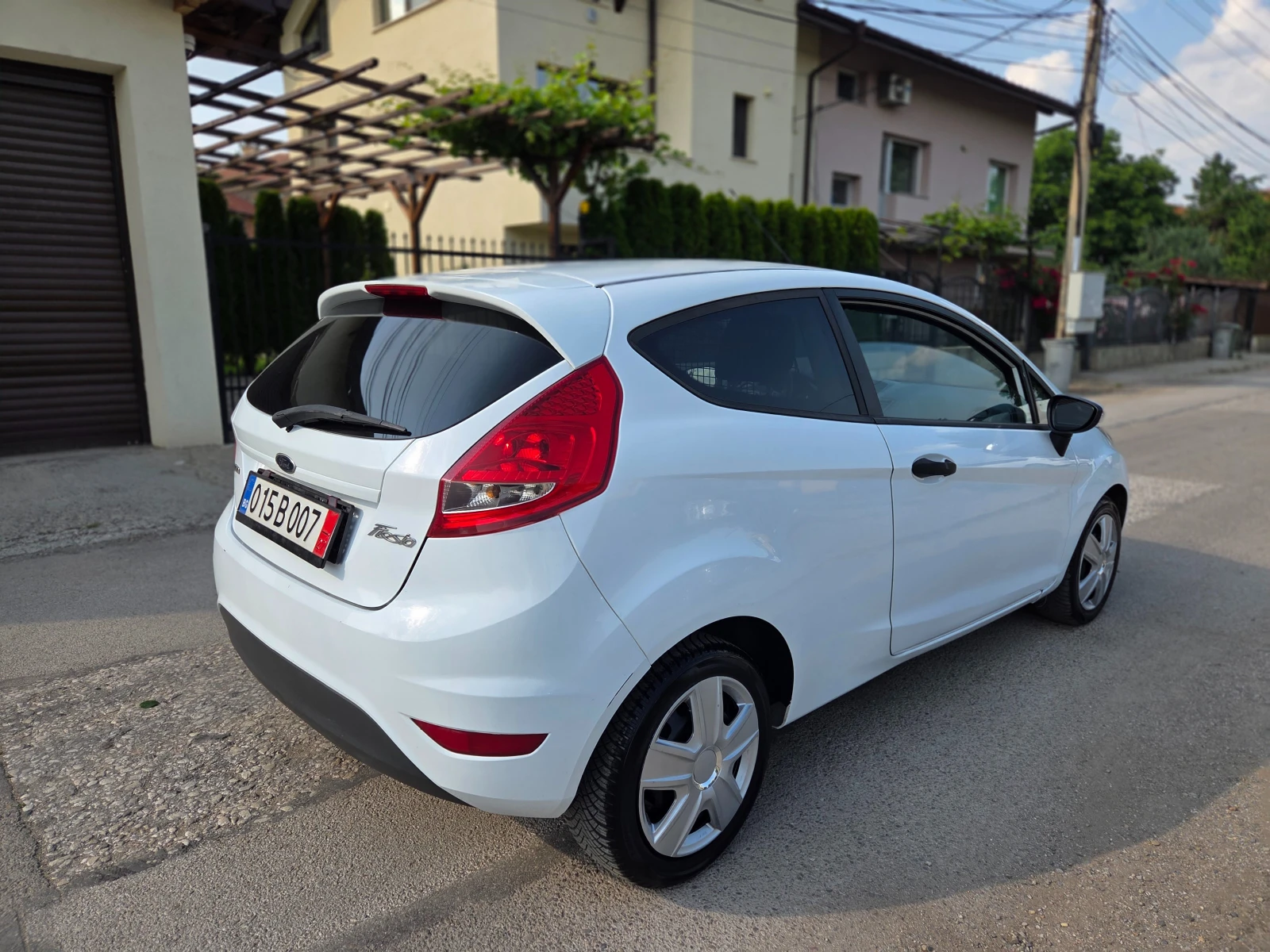 Ford Fiesta VAN 1.4TDCi КЛИМАТИК - изображение 3