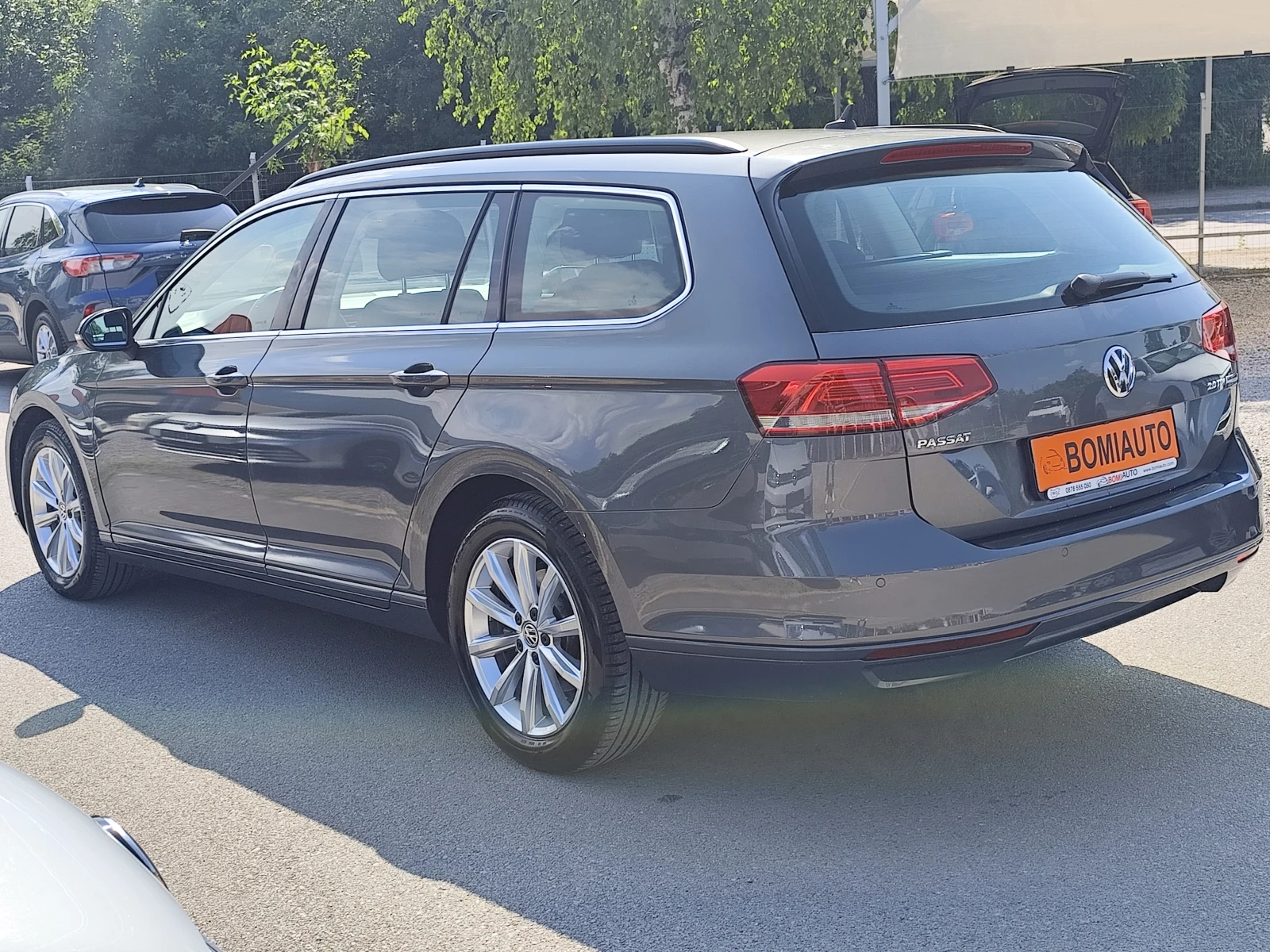 VW Passat 2.0TDi* АВТОМАТИК-DSG* EURO6B* NAVI* DISTRONIC*  - изображение 5