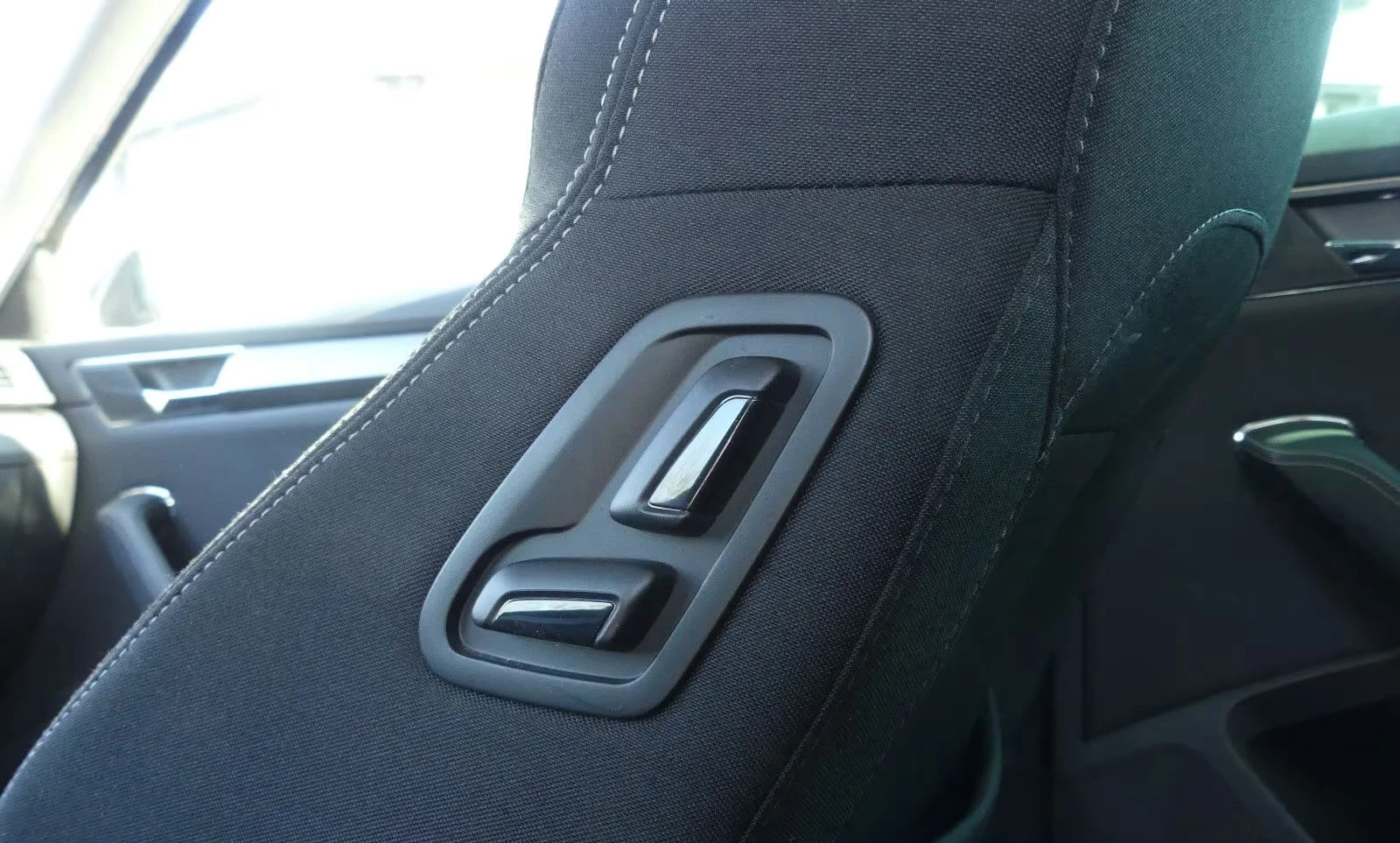 Skoda Superb STYLE/190HP/LED/NAVI/CAM/ACC/DIGITAL/649v | Mobile.bg   16